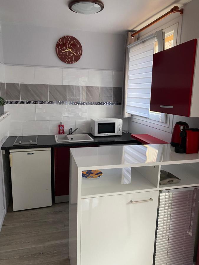 Studio Avec Parking Prive Au Coeur Du Treport 勒特雷波尔 外观 照片